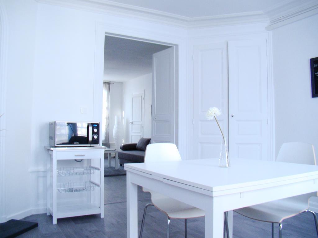 Bel Appartement Coeur De Ville Troyes Oda fotoğraf
